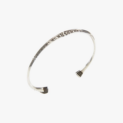 The Adawat’n Tafoukt Bracelet showing scale, fit, and refined presence when worn.
