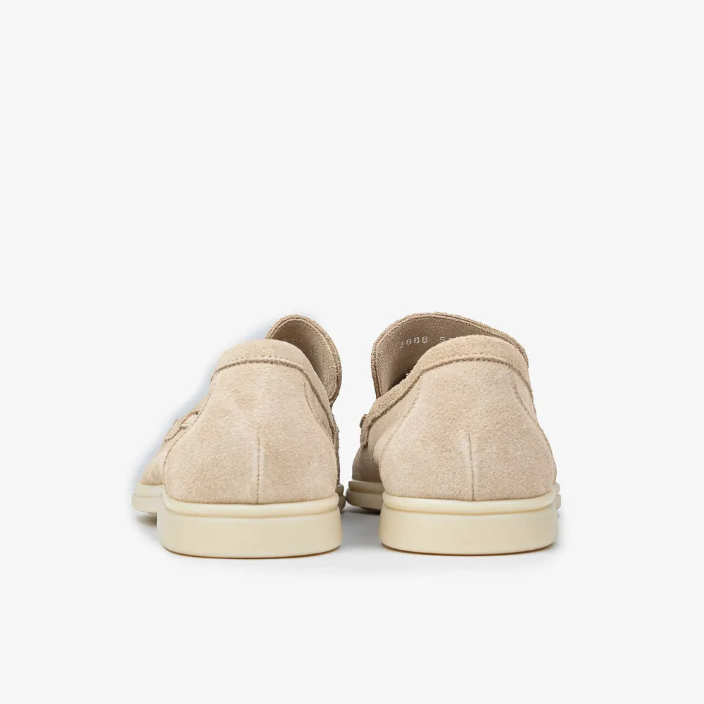 Berwick 5542 Flex Walk Loafer in Nude Spring leather, heel view.