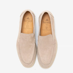 Berwick 5542 Flex Walk loafer in Yankee Avola leather, top view of pair.