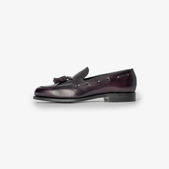 Berwick 5139 Tassel Loafer in Rois Cordovan leather, side profile showing sleek silhouette.