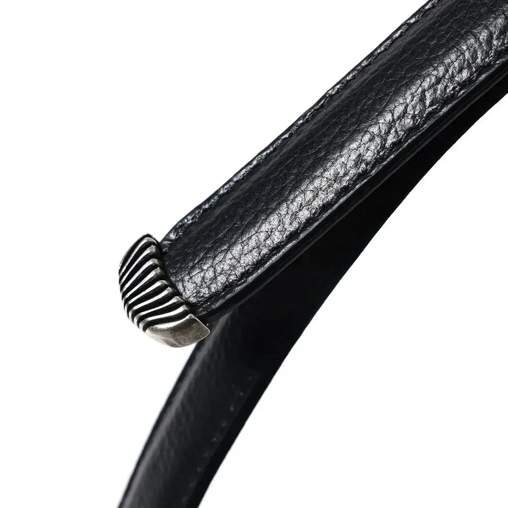 Leather close-up of the Fattoria Del Cuoio Shrink Embossed Leather Western Belt Black