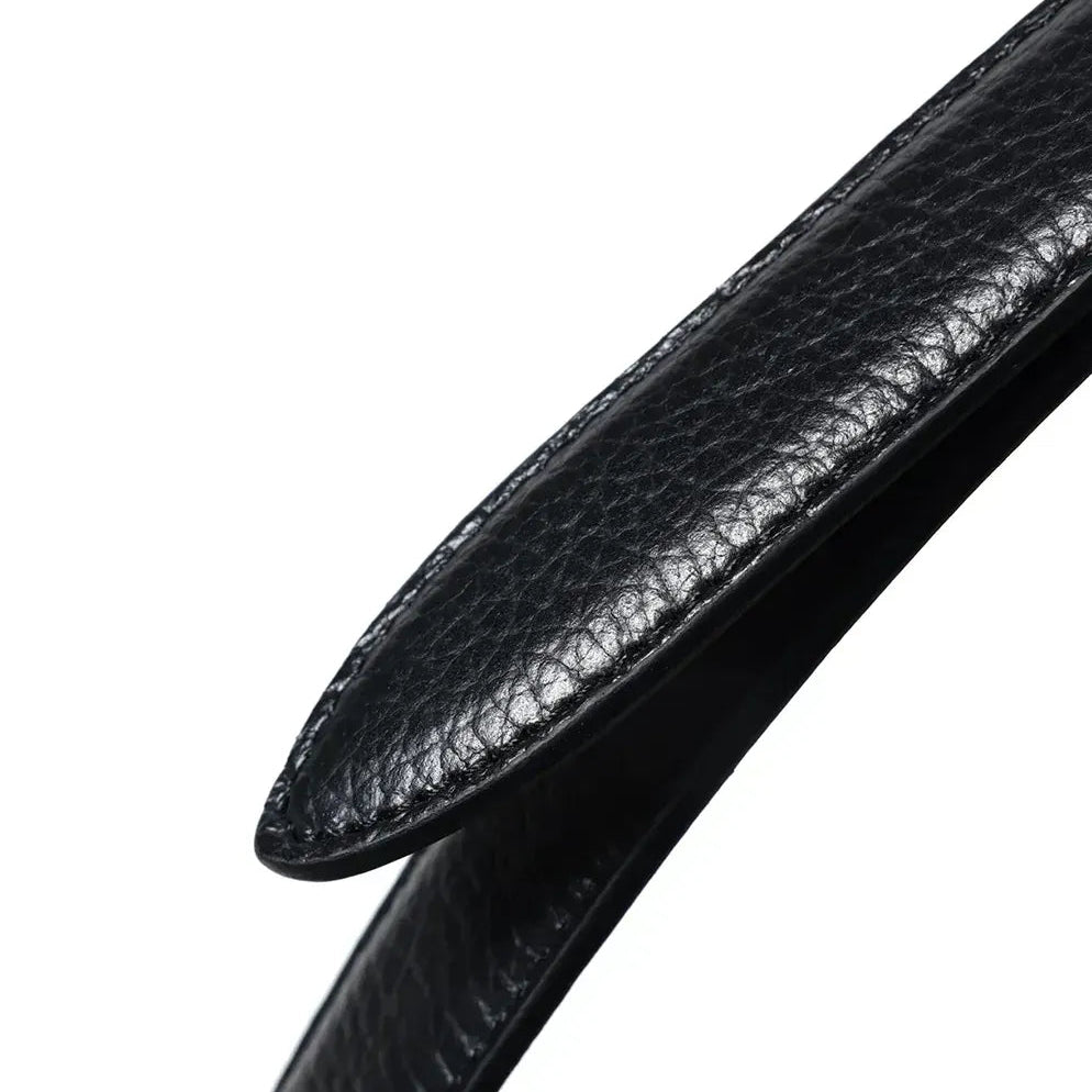 Close-up view of Fattoria Del Cuoio Leather Belt shrink embossed leather texture