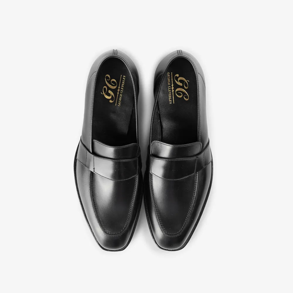 George Cleverley Owen Oxford in black calf leather, top view highlighting closed lacing.