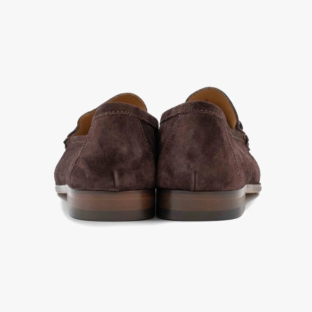 Il Mocassino B-Reverso 17 MGO loafer in Amarone Sensory Suede, back view showing heel.