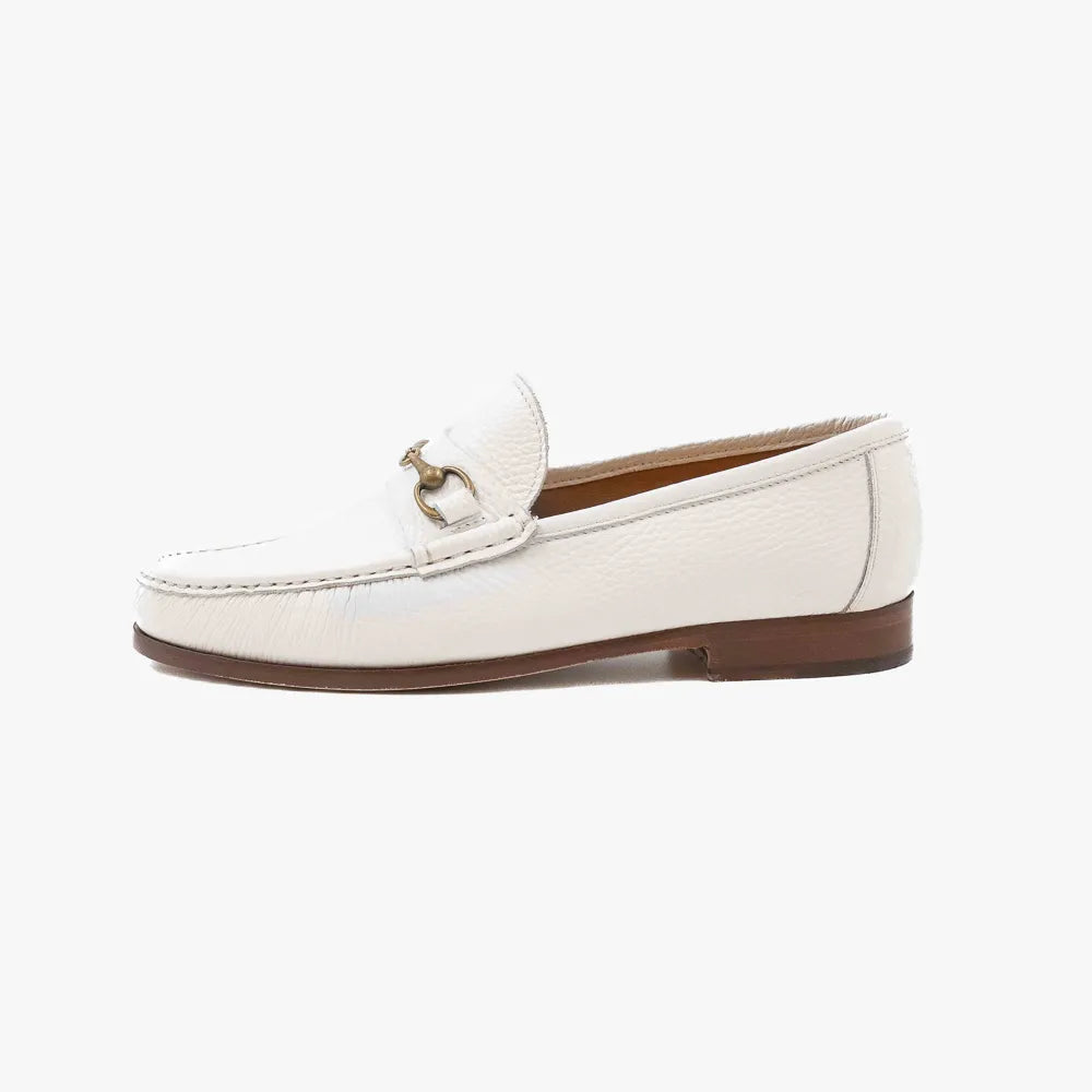 Il Mocassino B-Reverso 17 Pegaso 112 Bianco loafer, side profile showing clean silhouette.