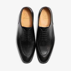 top view showing open lacing derby design of TLB Mallorca Velazquez Black Hatch Grain