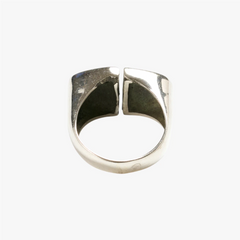 Back view of the Adawat’n Tuareg Agolid Ring showing the rear construction, band shape, and handcrafted metal finishing.