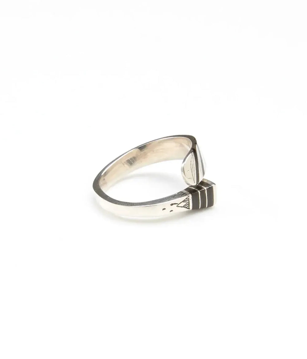 Side view 1 of Adawat'n Tuareg Ring Tbrorri Tissght