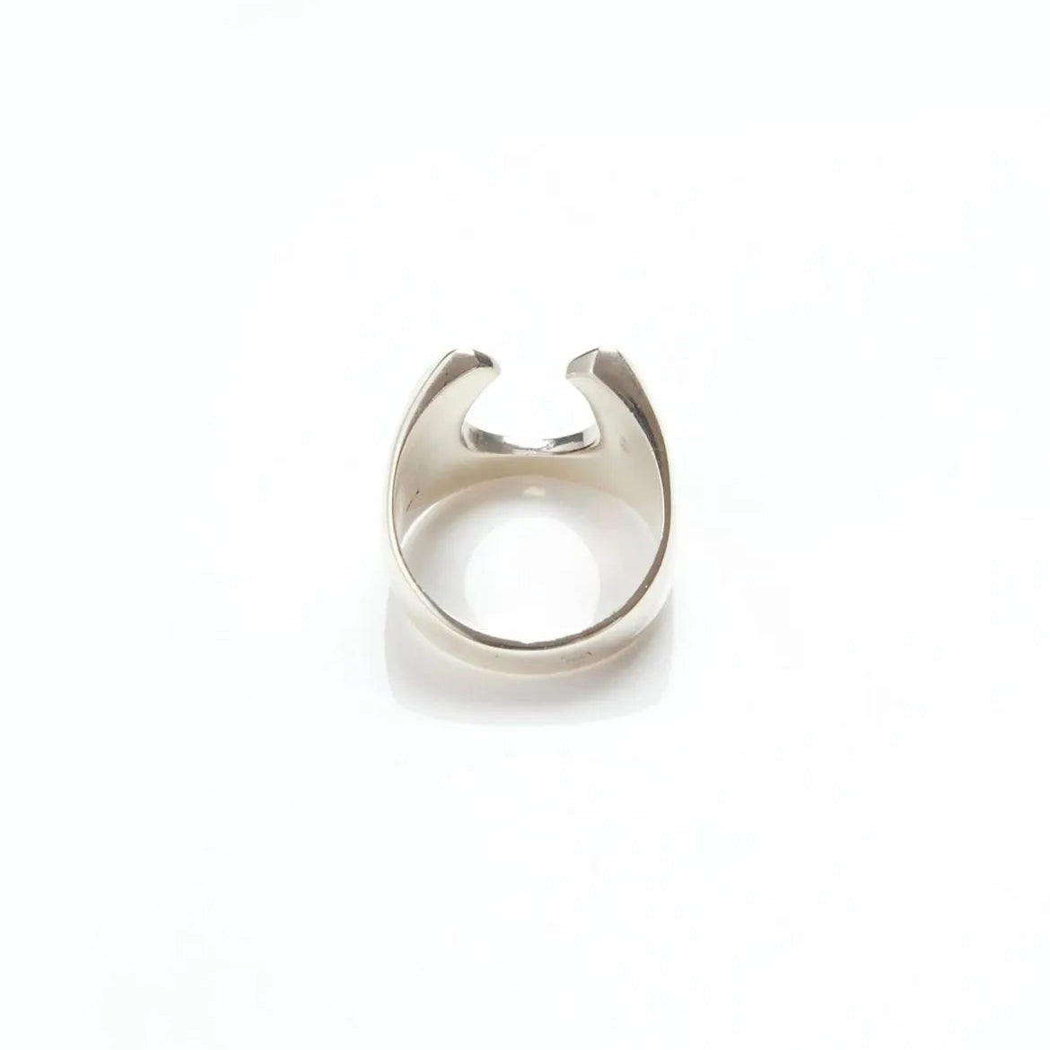 Black detail of Adawat'n Tuareg Ring Tisila Tissght