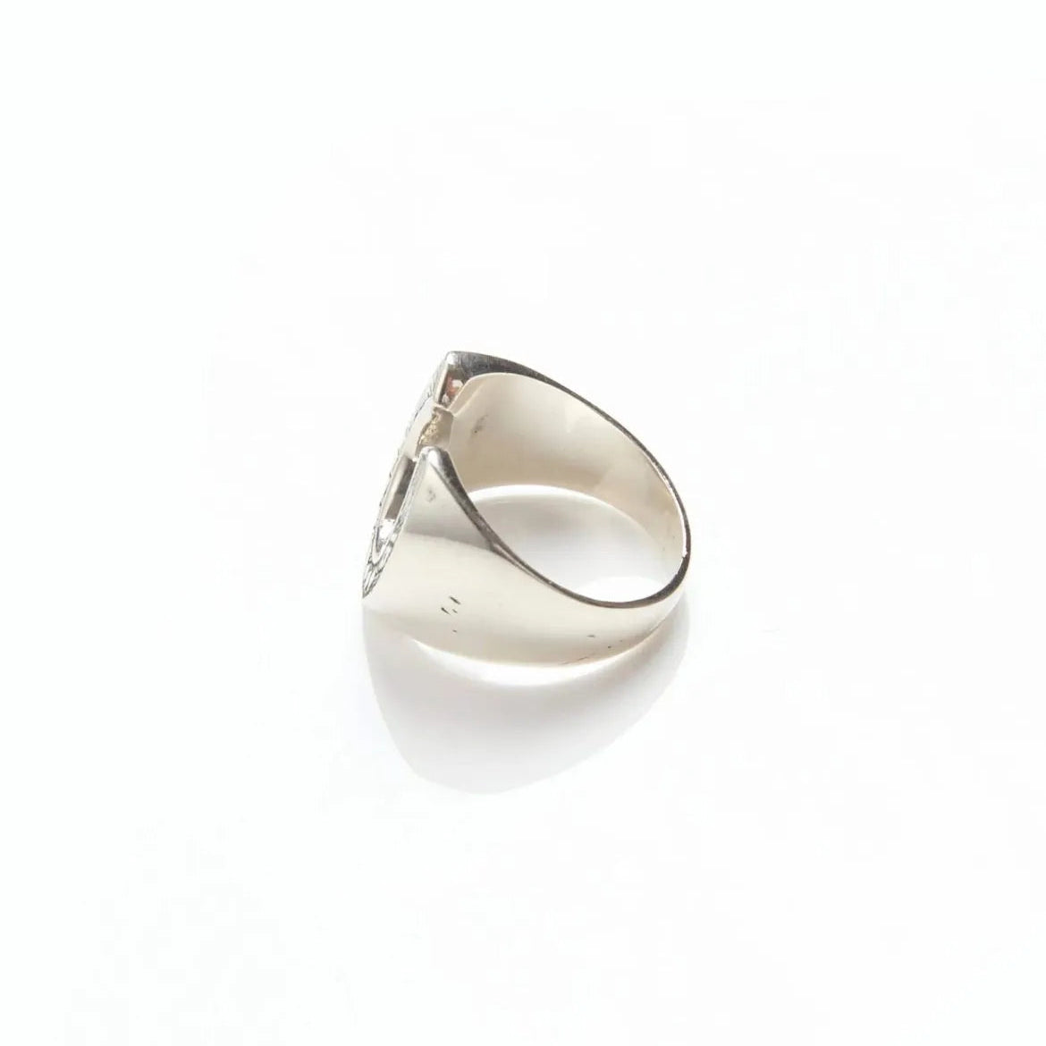 Side view 1 of Adawat'n Tuareg Ring Tisila Tissght