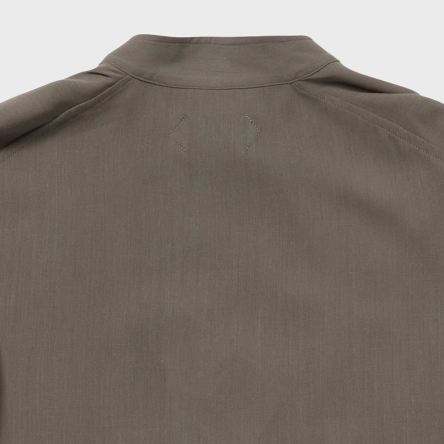 auberge gred jacket greige back silhouette detail.