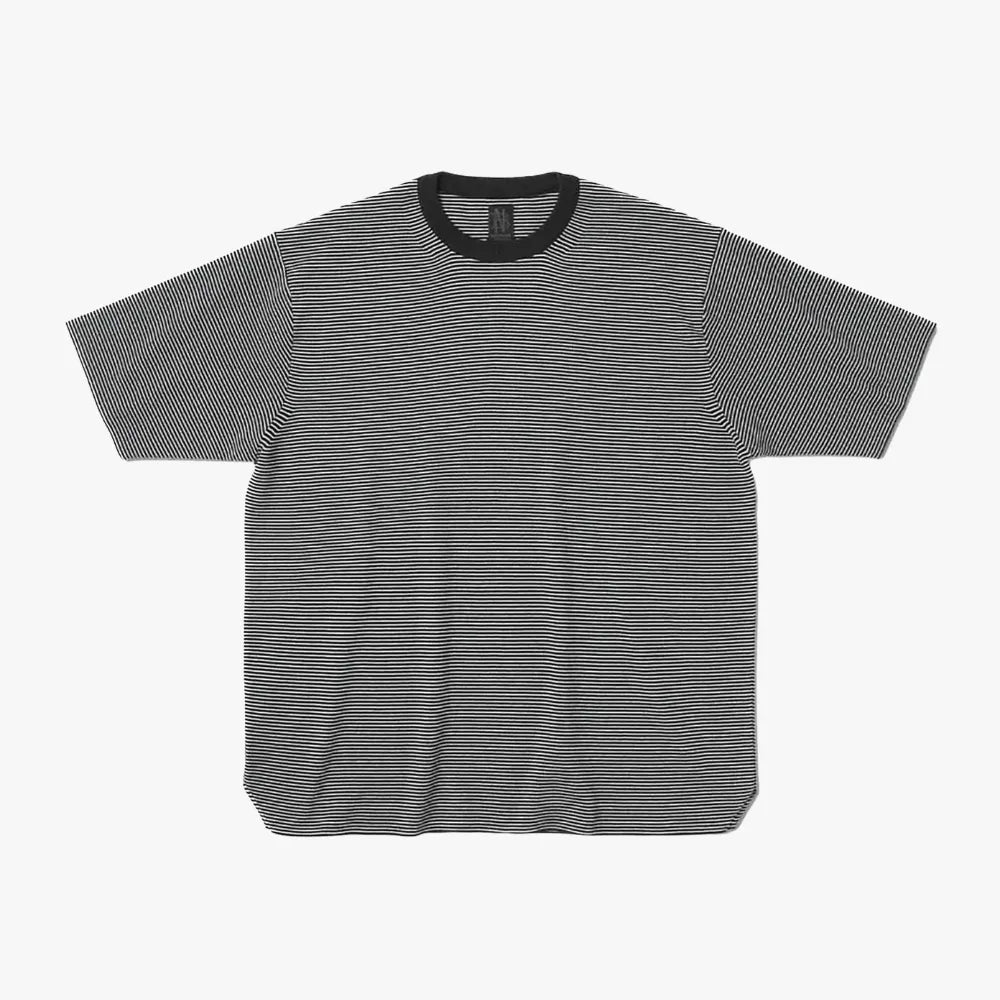 Front view of the Batoner 32G Smooth Knit Long T-Shirt in Black/White, showing the fine-gauge knit structure, clean silhouette, and contrast color detailing.