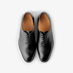 Berwick 5216 wholecut oxford in black leather, top pair view.