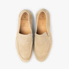 Berwick 5542 Flex Walk Loafer in Sughero tan leather, top view of pair.