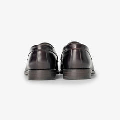 Berwick 5138 Penny Loafer in Rois Marron leather, back view highlighting heel and welt detail.