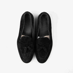 Berwick 5139 Tassel Loafer in black suede, top view of pair with tassels visible.