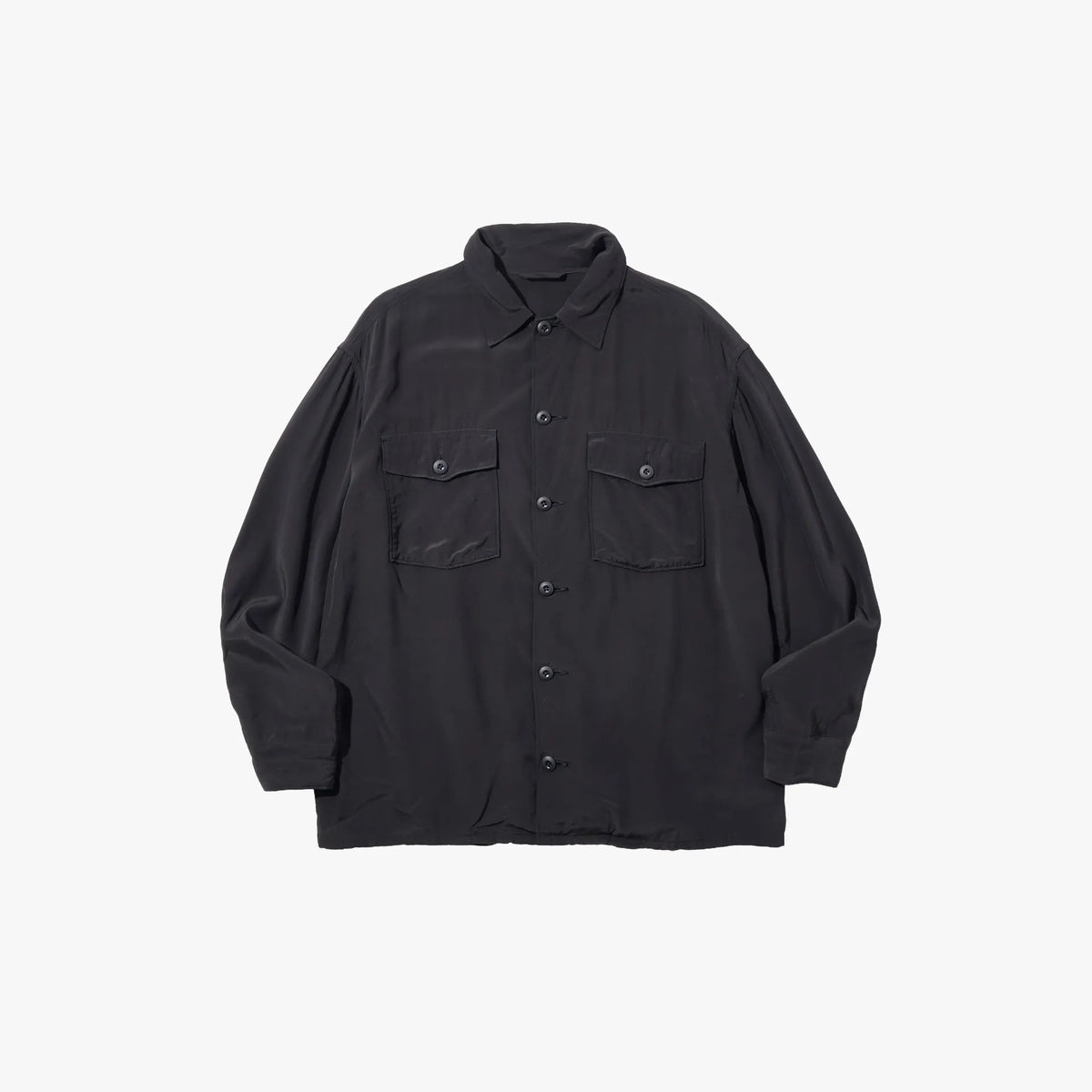 Front view of the Brú Na Bóinne silk military shirt in black featuring a clean silhouette and utilitarian design.

