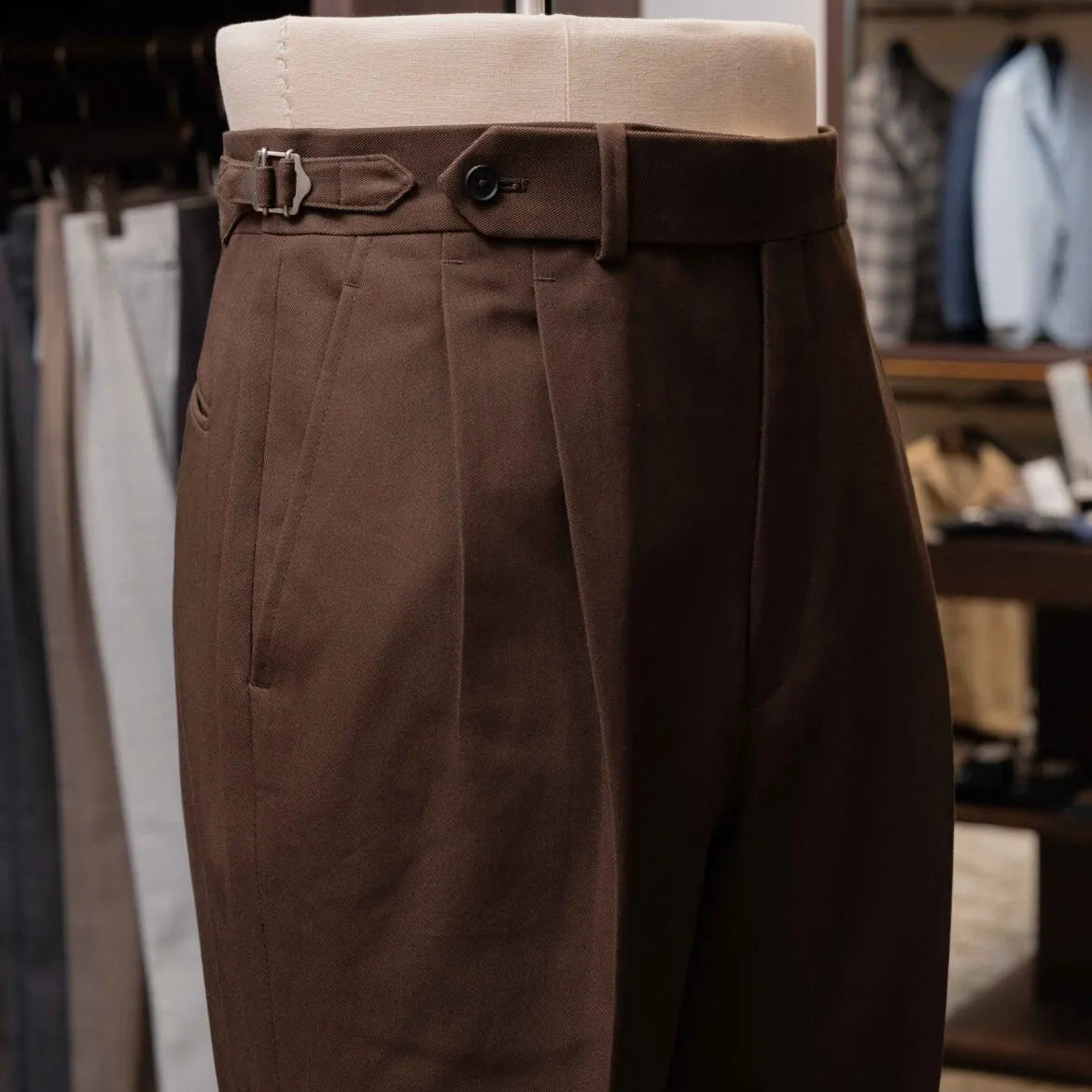 Waistband and waist detail of the Calsa Nagasaki Trousers Cotton Dark Brown