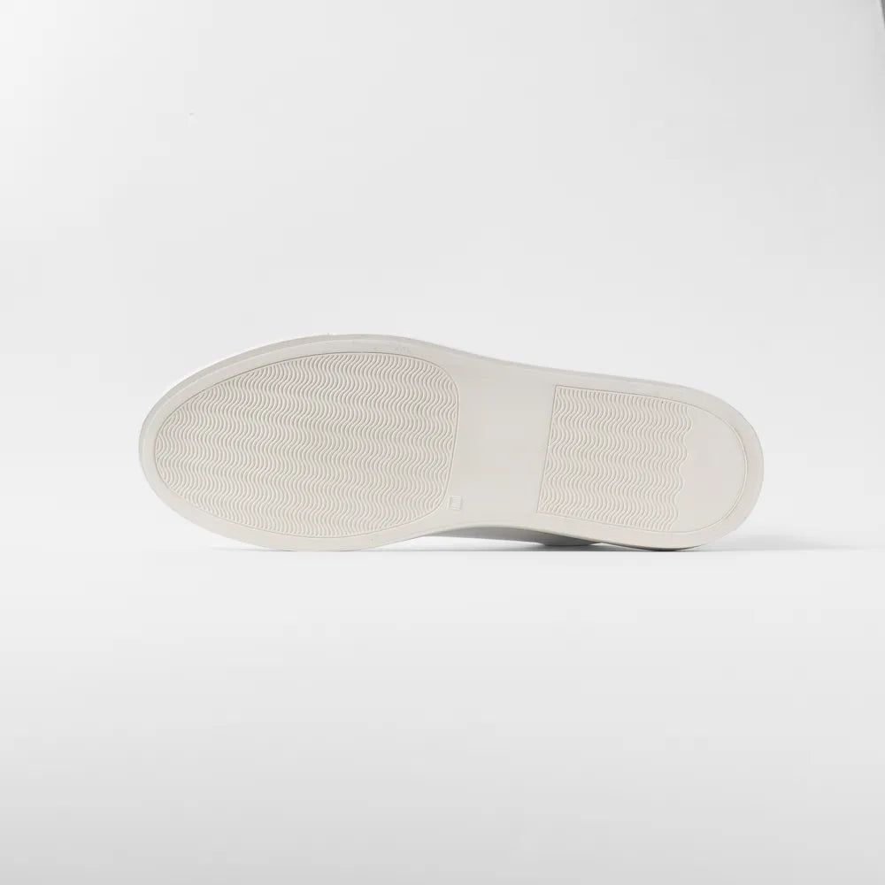 Common Projects Achilles Premium 2610 Off White 4102 Sole View