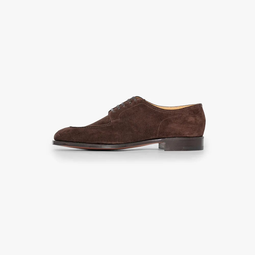 Side profile of the Edward Green Dover 606 in Mink Suede highlighting the clean derby lines.