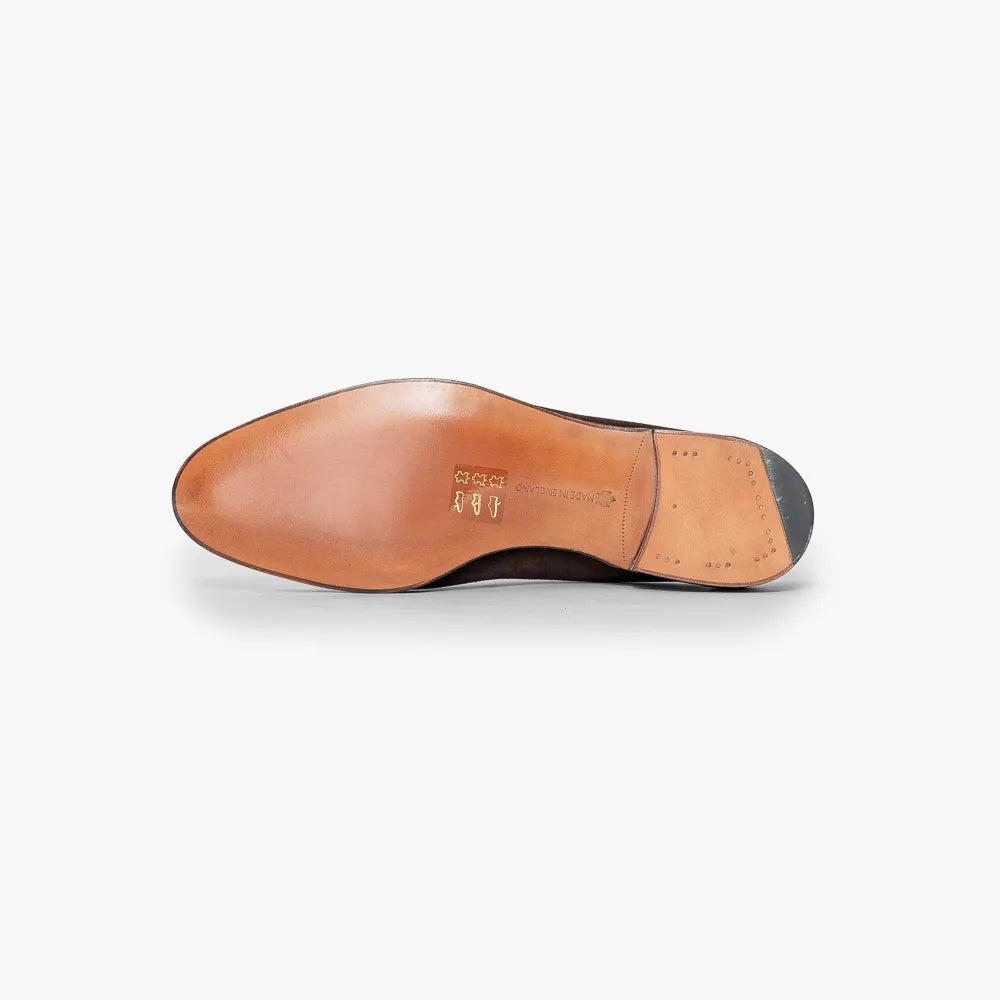 Outsole of the Edward Green Piccadilly Unlined 184 in Mink Suede with refined construction details.