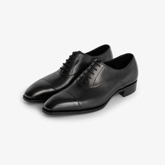 Gaziano & Girling DG70 Oxford in black calf leather, angled front view showing sleek silhouette.