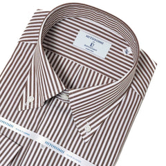 Collar detail of the Hitoyoshi Broadcloth Button Down Brown Stripe shirt