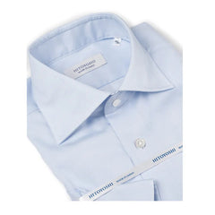 Collar detail of the Hitoyoshi Spread Collar Soothing Light Blue shirt