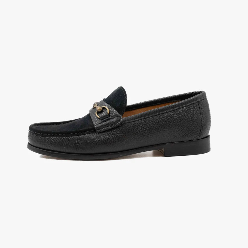 Il Mocassino B-Reverso 17 Peg/Kaieido Nero loafer, side profile highlighting elegant silhouette.