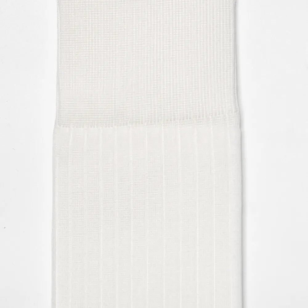 Il Regalo 8×2 Rib Over-The-Calf Socks White Rib Knit Detail