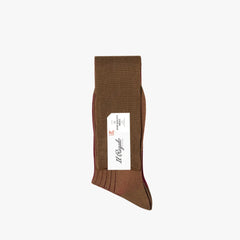 Folded view of the Il Regalo Reversible OTC Socks displaying both Brown and Burgundy tones and the reversible rib-knit structure.