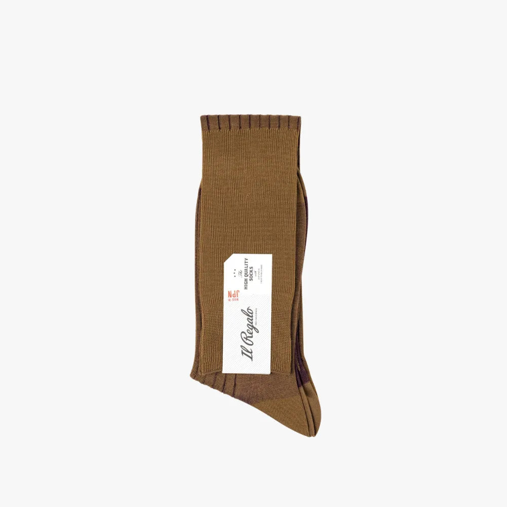 Folded view of the Il Regalo Reversible OTC Socks displaying both Olive and Burgundy tones and the reversible rib-knit construction.