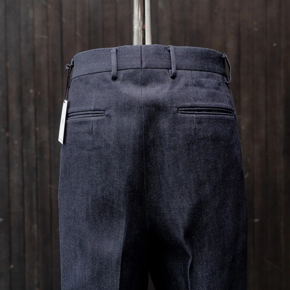 Neat 11.5oz Natural Slub Denim Flare Indigo Button Detail