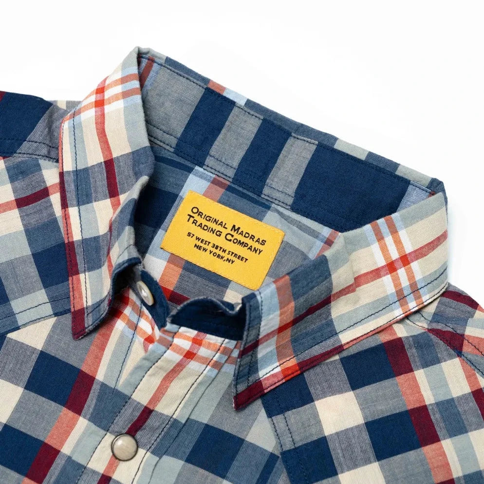 Close-up of the collar on the Original Madras Western Shirt Navy/Red showing stitching, structure, and classic Western styling.