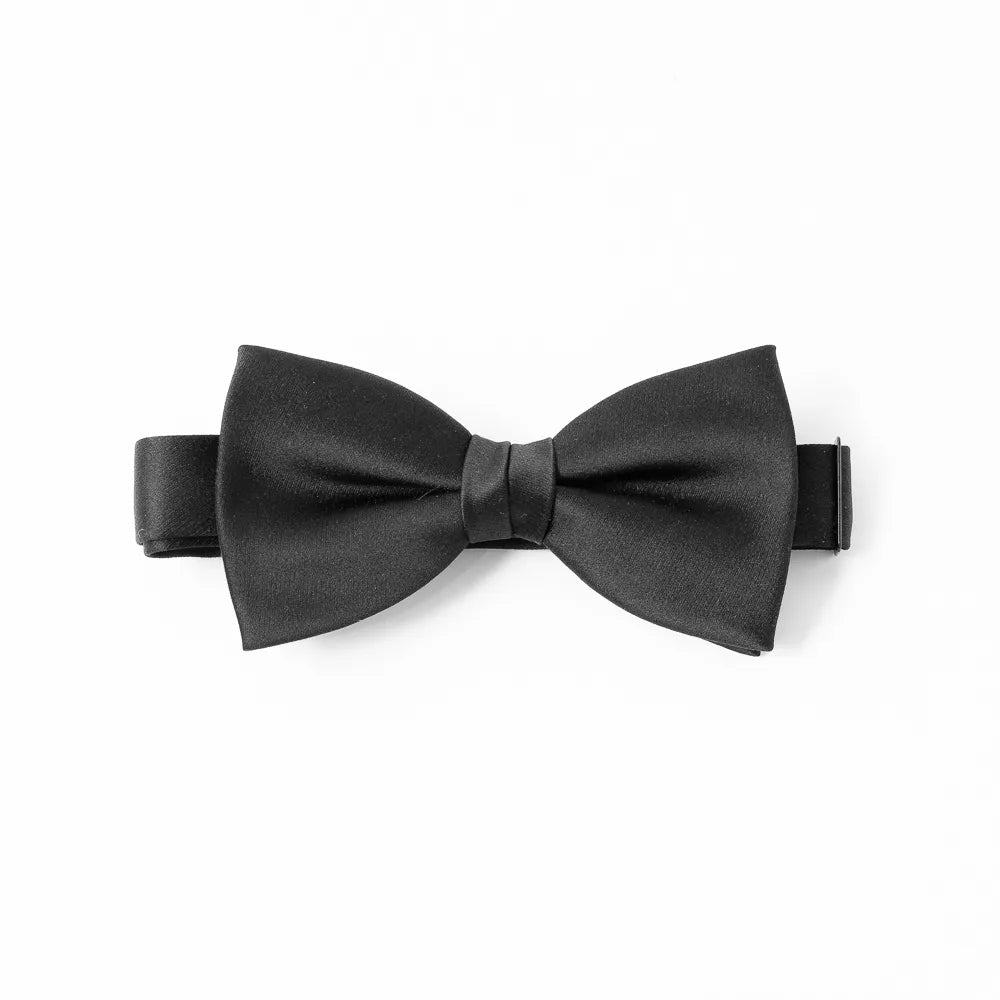 Refinement Bow Tie Black 6.5 CM Front View