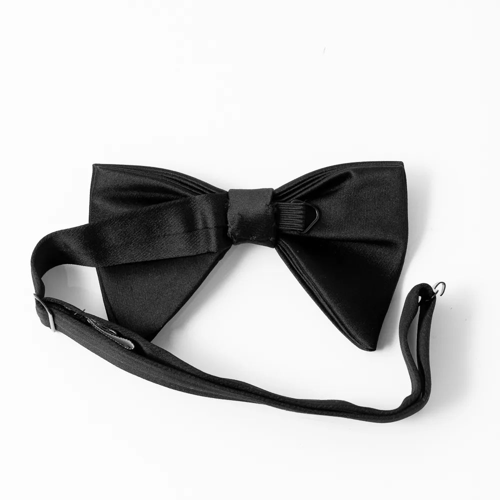 Refinement Bow Tie Black 7.5 CM Fabric Detail