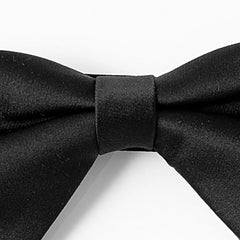 Refinement Bow Tie Black 7.5 CM Knot Detail