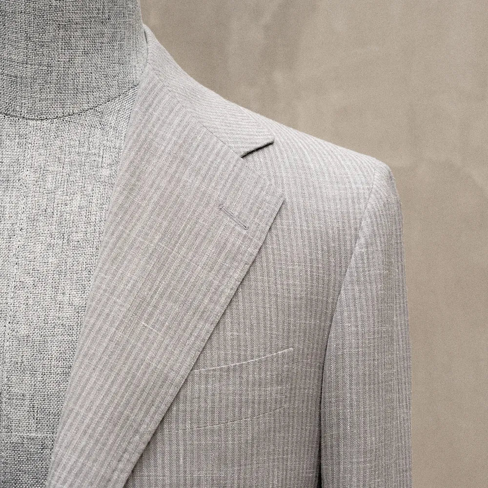 Refinement Tailoring RFMT-01 Sport Jacket Summertime Striped Grey by Loro Piana Lapel Detail