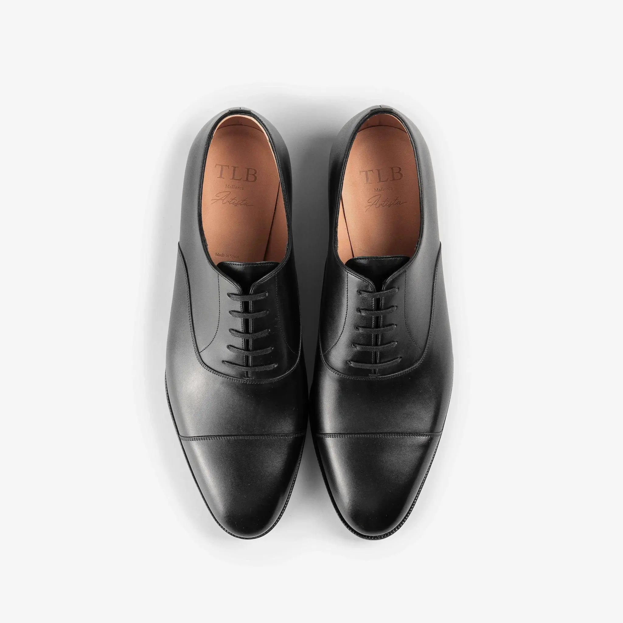 TLB Mallorca Artista 112 Goya Black top view showing closed lacing oxford design